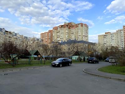 квартира по адресу Драгоманова ул., 15-А