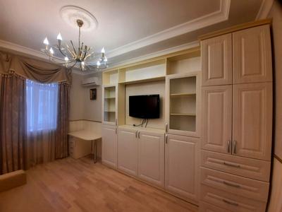 квартира за адресою Богдана Хмельницького вул., 37/2