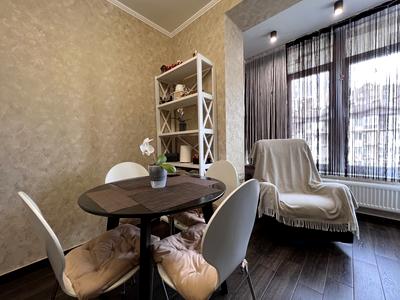 квартира за адресою Печерського, 35