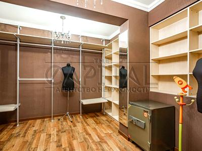будинок за адресою Столичне Шосе