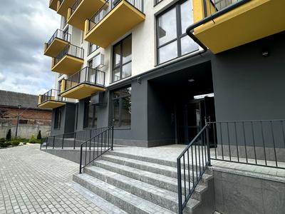 квартира за адресою Володимира Навроцького вул., 4