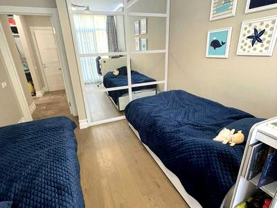 квартира за адресою Регенераторна вул., 4 к1-2