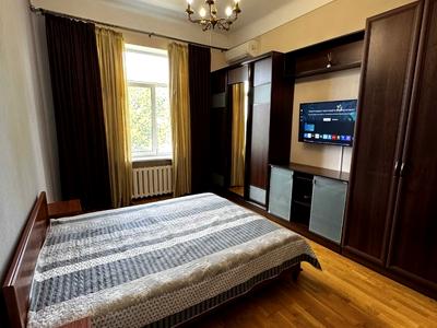 квартира за адресою Миколи Василенка вул., 1