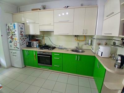 квартира за адресою Роксоляни вул., 43б
