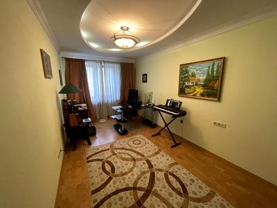 квартира за адресою Соснова вул., 5