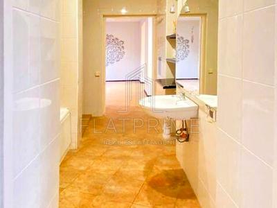 квартира за адресою Старонаводницька вул., 8