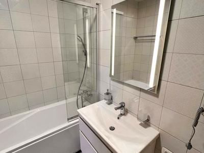 квартира за адресою Зарічна вул., 4