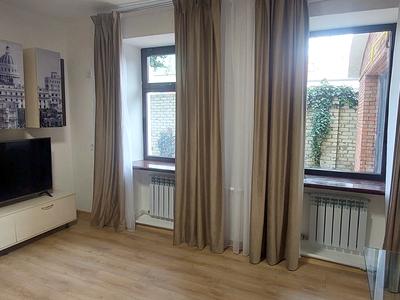 будинок за адресою Михайла Комарова вул., 7