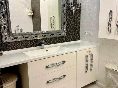квартира за адресою Дніпровська набережна вул., 14-А