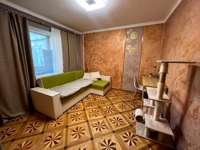 квартира по адресу Ревуцкого ул., 25