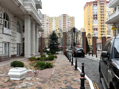 квартира за адресою Михайла Максимовича вул. (Онуфрія Трутенка), 28-Б