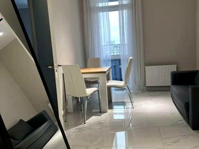 квартира за адресою Чорновола В., 77