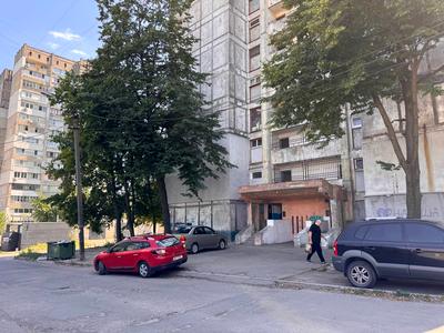 квартира за адресою Братів Горобців вул. (Дмитра Кедріна), 38