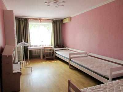 квартира по адресу Ревуцкого ул., 5