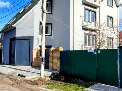 будинок за адресою Центральна вул.