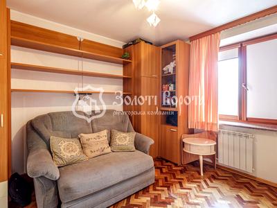 квартира за адресою Святошинська вул., 4