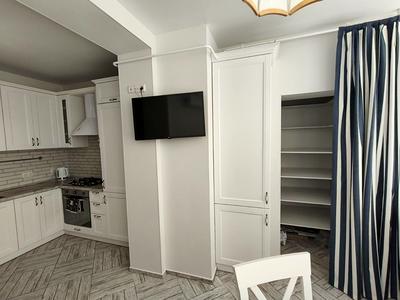 квартира за адресою Абрикосова, 3