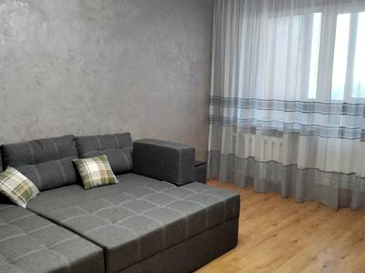 квартира за адресою Олени Пчілки вул., 4