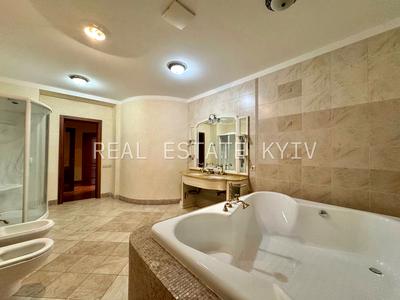 квартира за адресою Круглоуніверситетська вул., 3-5