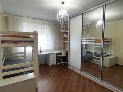 квартира за адресою Богдана Хмельницького вул., 7