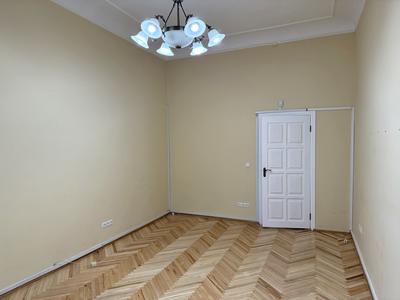 квартира за адресою Інститутська вул., 19-В