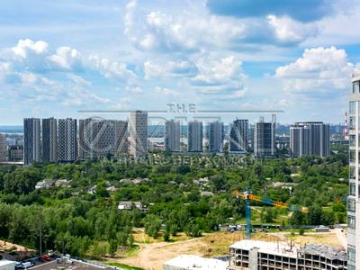 квартира за адресою Дніпровська набережна вул., 14