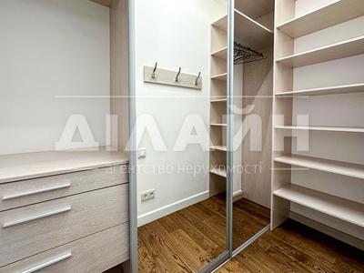 квартира по адресу Розваги ул., 27