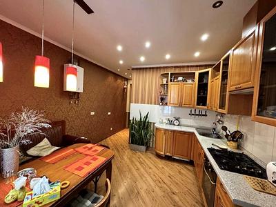 квартира за адресою Сирецька вул., 38