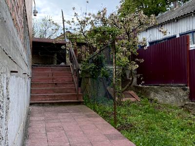 будинок за адресою Володимира Івасюка