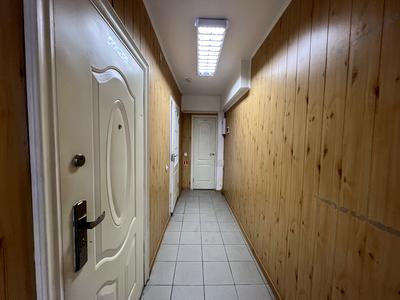 комерційна за адресою Хлібна, 12