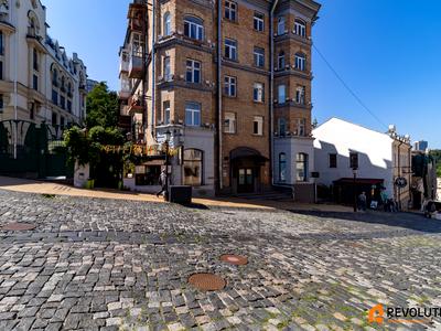 квартира по адресу Андреевский спуск, 30