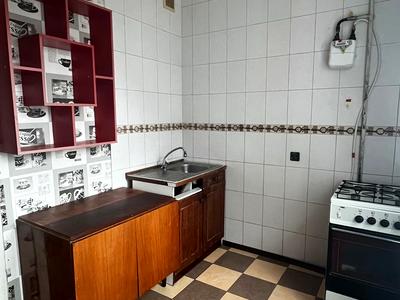 квартира за адресою Володимира Великого вул. (Енгельса), 1