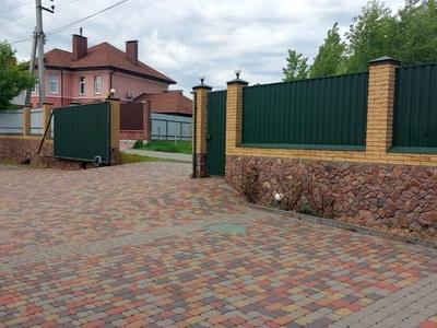 дом по адресу Максима Рильського вул., 19