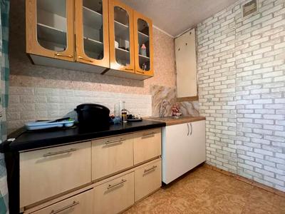 квартира за адресою Братів Горобців вул. (Дмитра Кедріна), 38