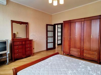 квартира за адресою Посмитного, 9а