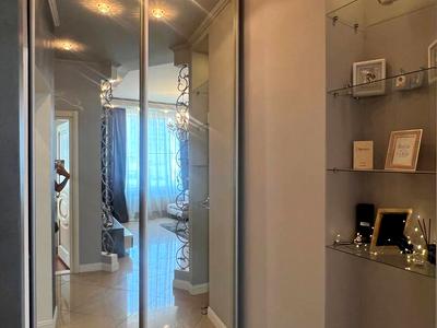 квартира по адресу Литературная ул., 1а