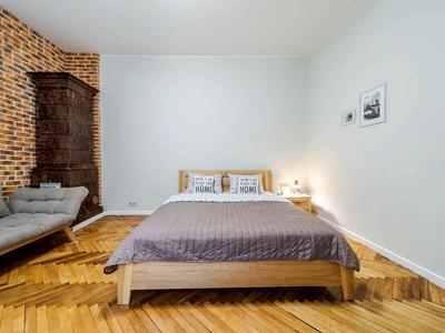 квартира за адресою Святого Теодора пл., 5