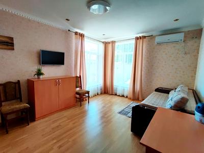квартира за адресою Євгена Чикаленка вул., 43к