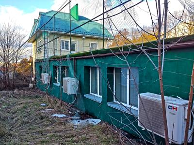 коммерческая по адресу Жовтнева, 79