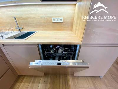 квартира за адресою Воскресенська вул., 18