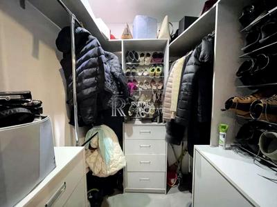 квартира за адресою Шовковична вул., 20