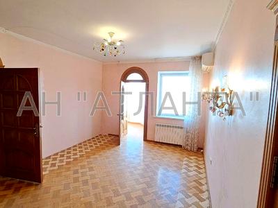 квартира за адресою Клінічна вул., 23/25