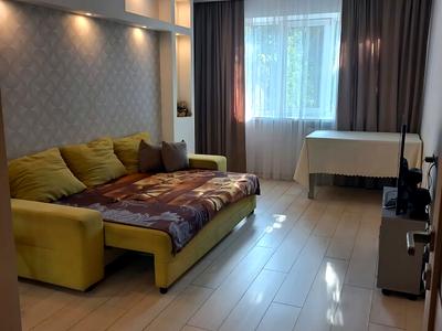 квартира за адресою Середньофонтанська вул., 47