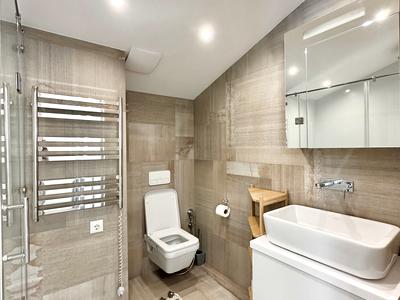 квартира за адресою Регенераторна вул., 4 к1