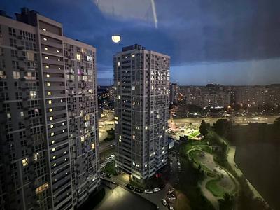 квартира по адресу Ревуцкого ул., 40-В