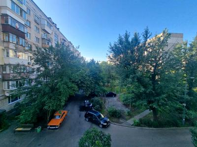 квартира за адресою Русанівський бульв., 4