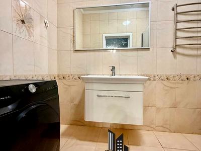 квартира по адресу Академика Амосова ул., 32/2