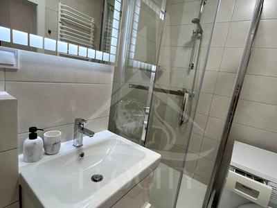 квартира за адресою Залізнична вул., 7