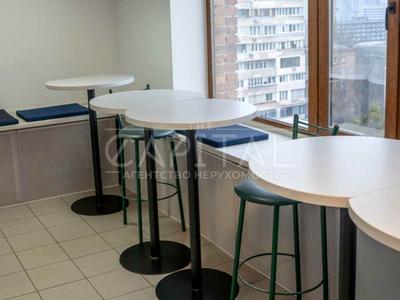 комерційна за адресою Лесі Українки бульв., 34