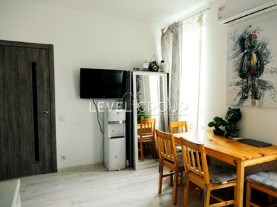 квартира за адресою Салютна, 2к1